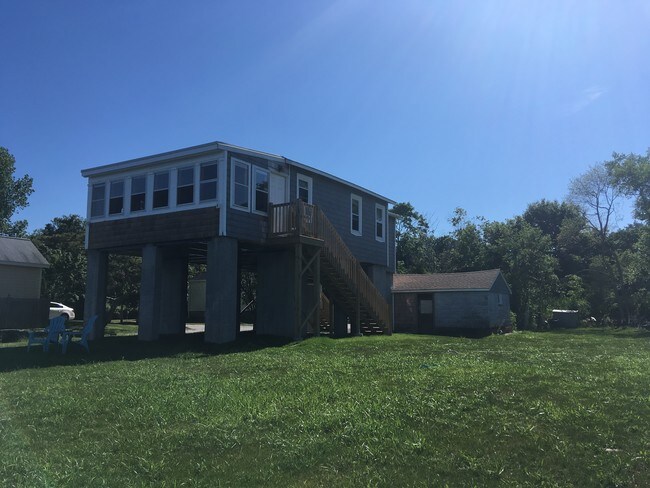 Foto del edificio - 46 Lillis Ave