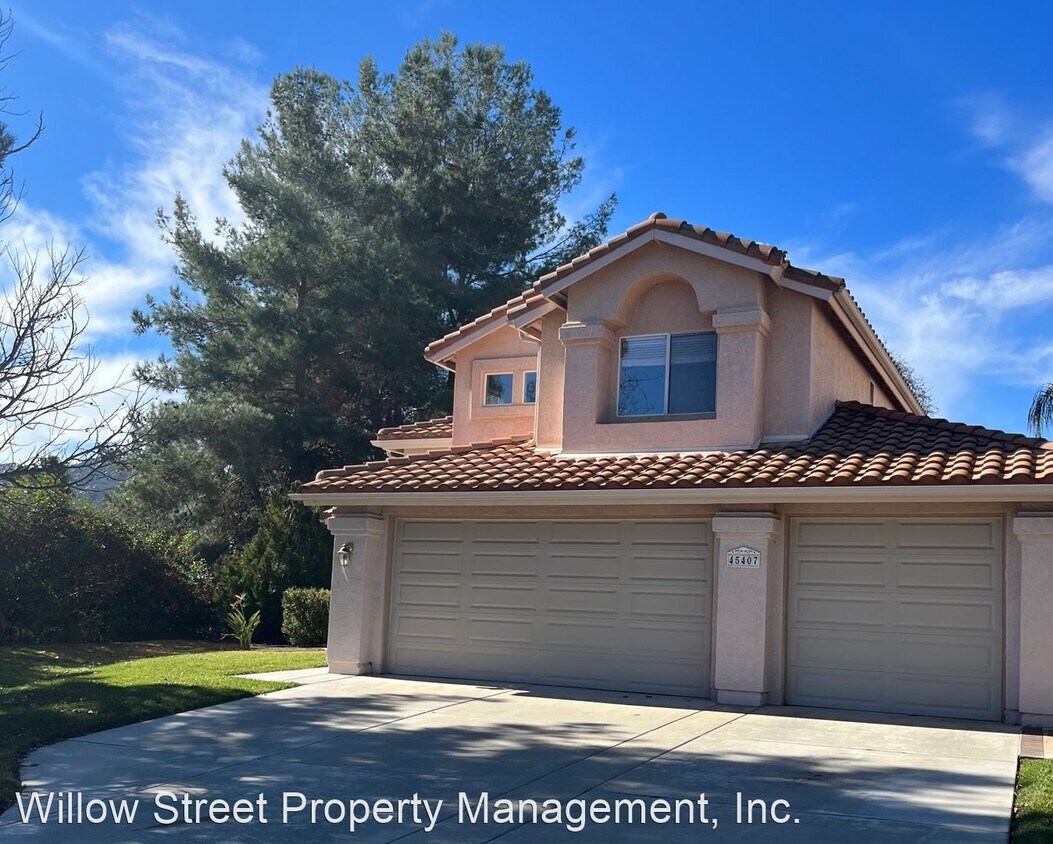 Primary Photo - 4 br, 2.5 bath House - 45407 Paseo Durango