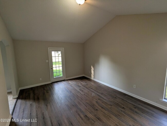 Foto del edificio - 3815 Shadow Oaks Pkwy