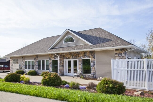 Welcome Home! - Four Winds Apartments