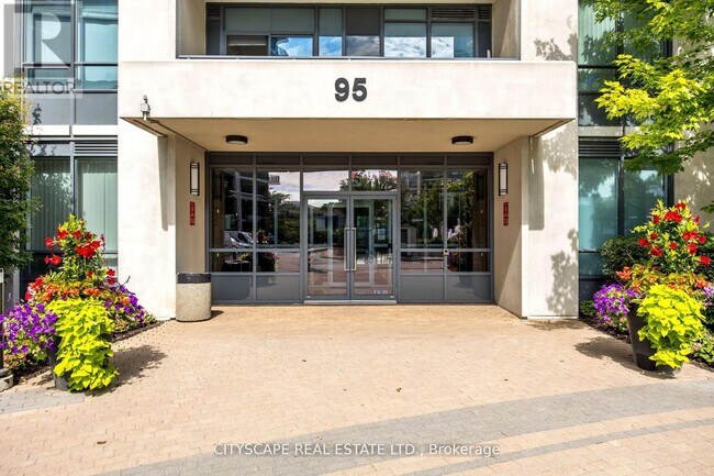 Photo du bâtiment - 95-395 N Park Rd