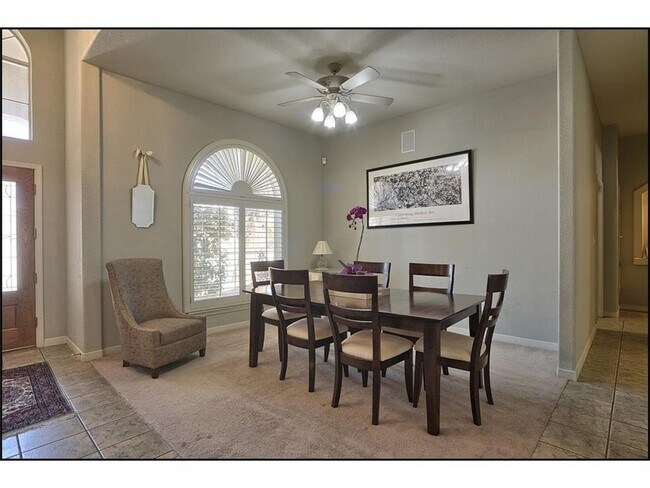 Building Photo - 6316 Los Bancos Dr
