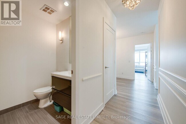 Photo du bâtiment - 120 Homewood Ave