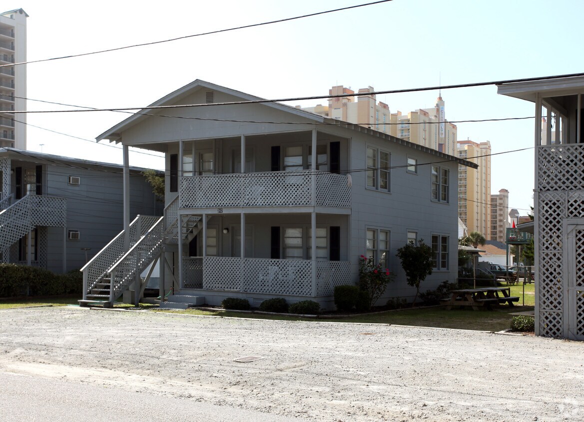 Foto del edificio - Shore Fun Rooms & Apartments