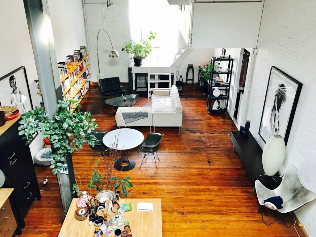 Primary Photo - 118 Freeman St