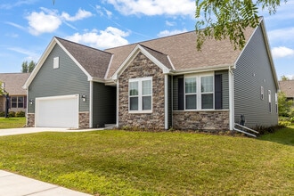 Building Photo - 1043 Juniper Ln