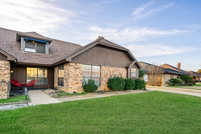 Building Photo - 7224 Fuller Cir
