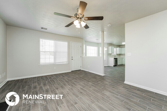 Foto del edificio - 1714 Bennett Dr