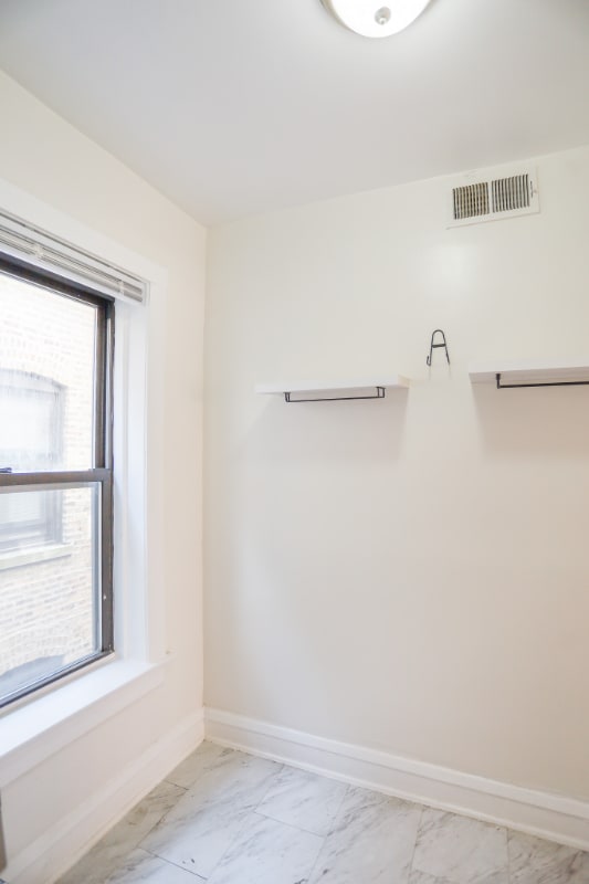 Building Photo - 2625 N Spaulding Ave