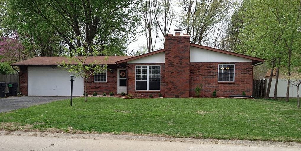 213 St John Dr, Belleville, IL 62221 House Rental in Belleville, IL