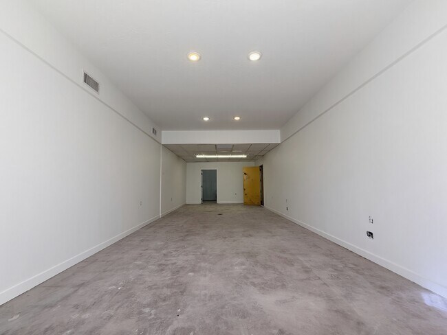 Foto del edificio - 2531 W Morton St