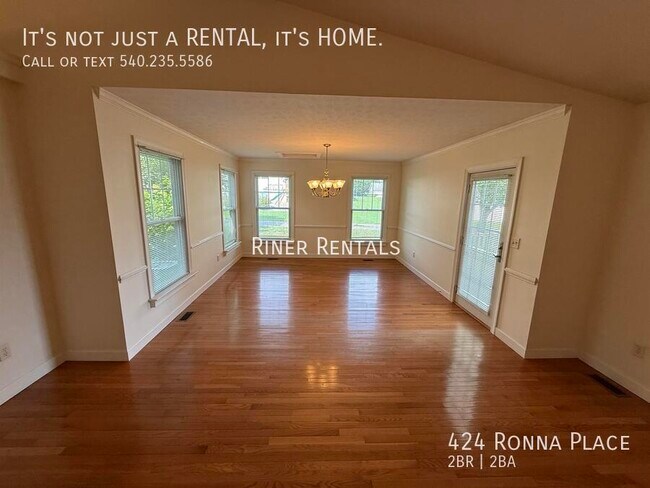 Building Photo - 424 Ronna Pl