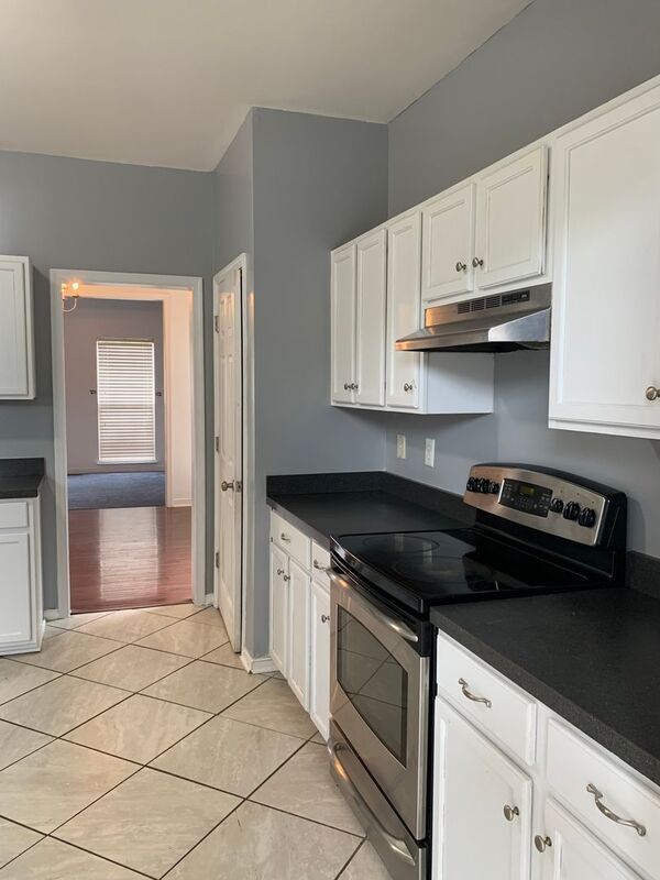 Building Photo - 804 Saddlebred Dr