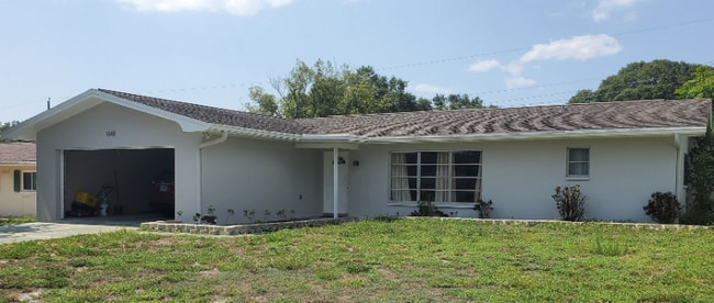 Photo - 1648 Algonquin Dr House