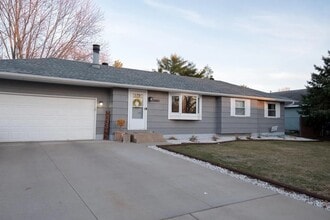 Building Photo - 16468 Fishing Ave