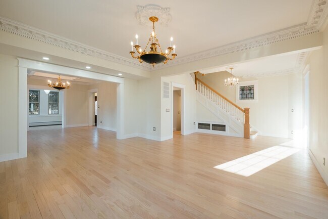 Building Photo - 821-823 JFK Blvd E