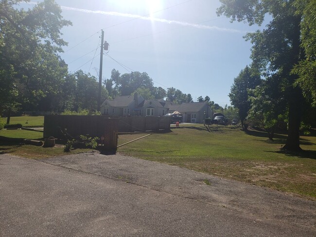 Building Photo - CORPORATE HOUSING (Deans Bridge Rd)