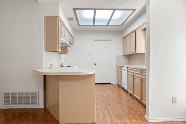 Foto del edificio - 3513 103rd St