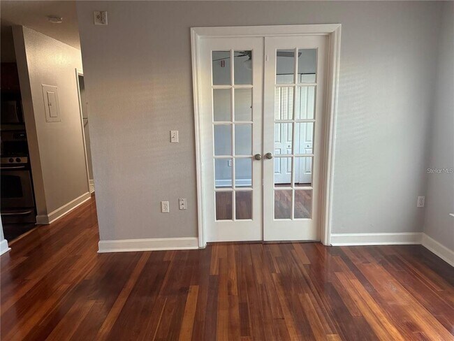 Foto del edificio - 2071 Dixie Belle Dr