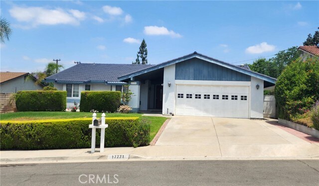 Primary Photo - 17771 Plum Tree Ln