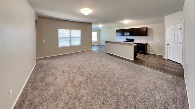 Foto del edificio - 5220 Mac Rd