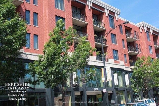 Primary Photo - 3232 N Halsted St