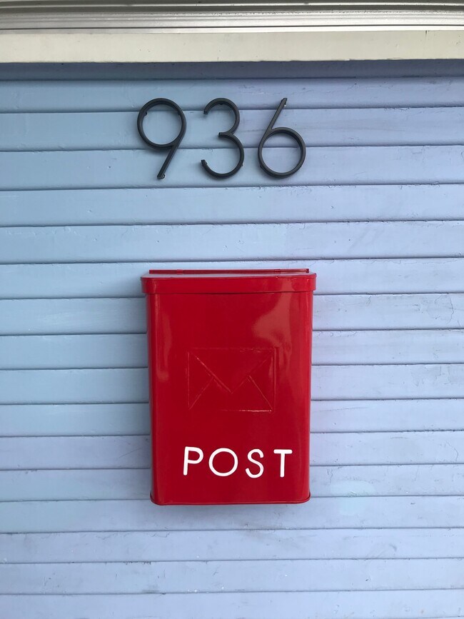 Building Photo - 936 N Killingsworth Ct