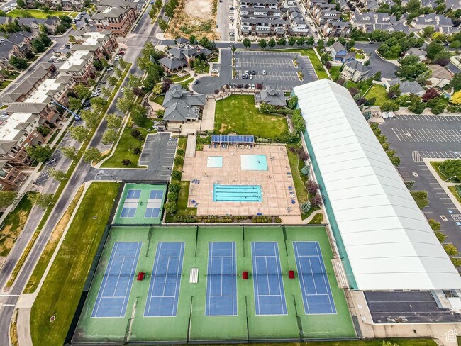 Foto del edificio - Incredible Lehi Townhouse