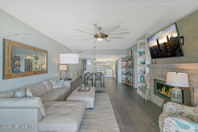 Building Photo - 2280 Shepard St