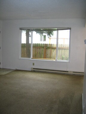 Building Photo - 42 N Lombard St