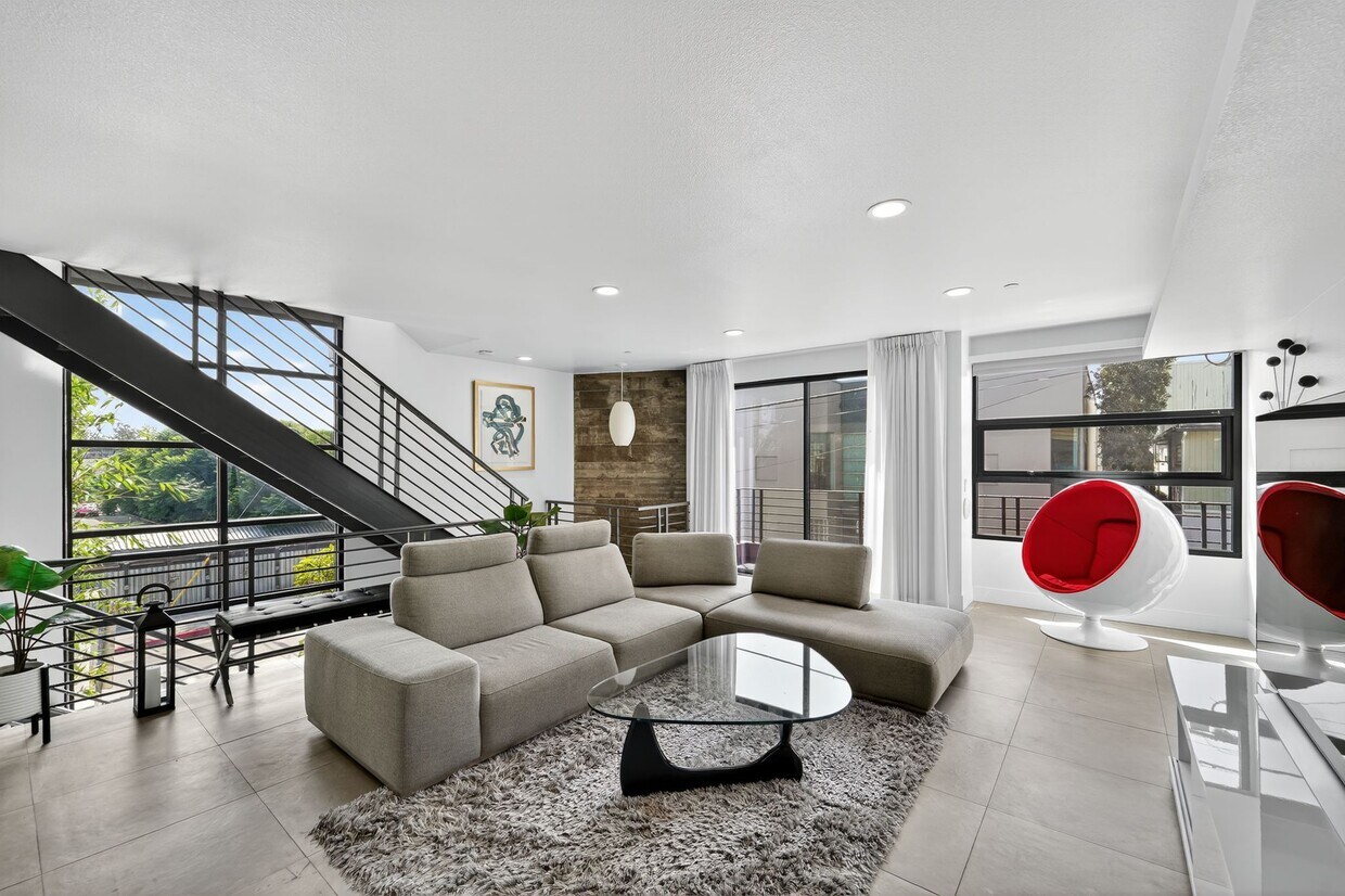 Foto principal - 1418 Innes Pl