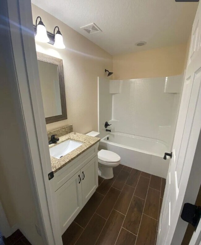 Foto del edificio - 15749 SW 55th Avenue Rd