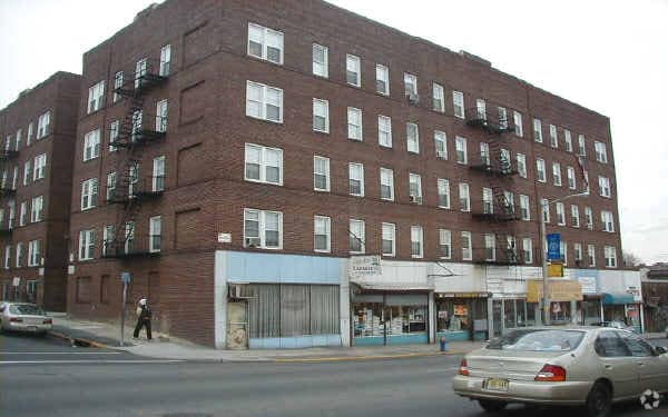 Building Photo - 1244-1252 Springfield Ave
