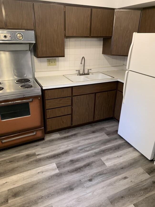 Foto del edificio - 525 W Cook St