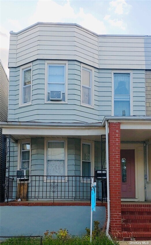 Primary Photo - 85-28 91st St