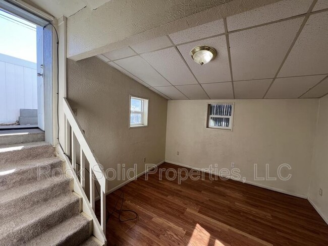 Building Photo - 2616 Ames Ave