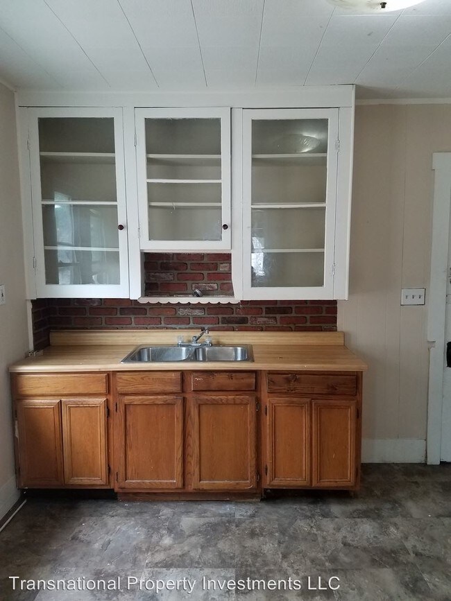 Foto del edificio - 4008 E 74th St