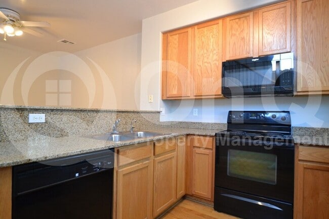Building Photo - 4140 E Jasper Dr