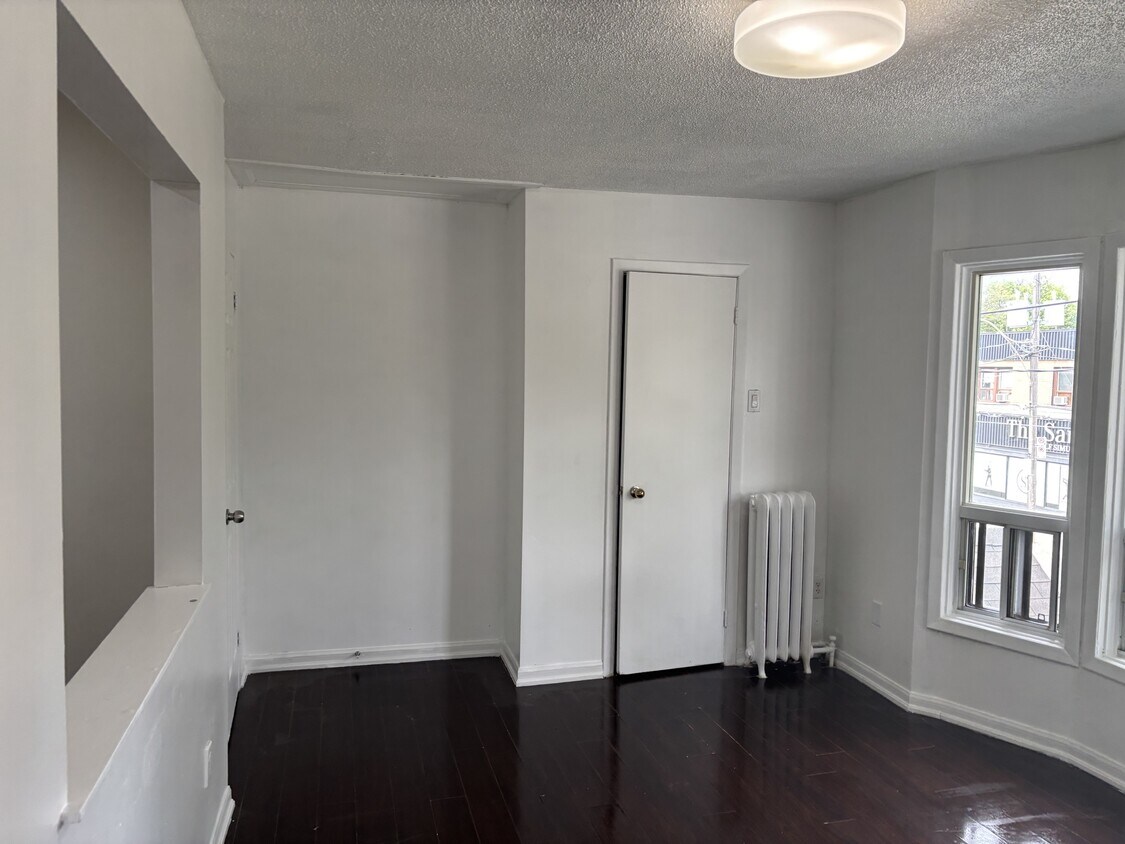 Photo principale - 124 Spencer Ave