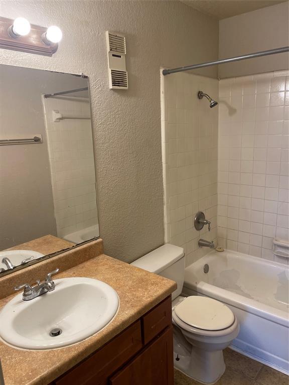 Foto del edificio - 8100 Creekbend Dr