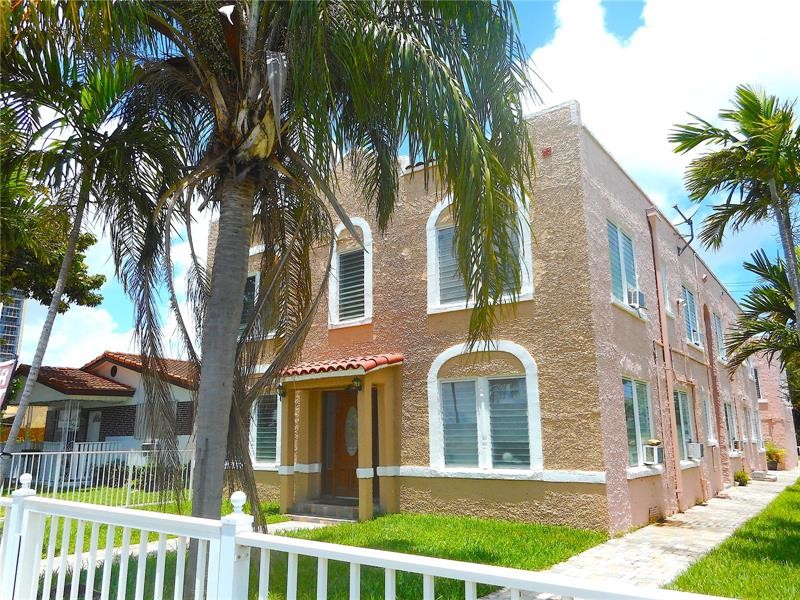 Primary Photo - 1621 Van Buren St