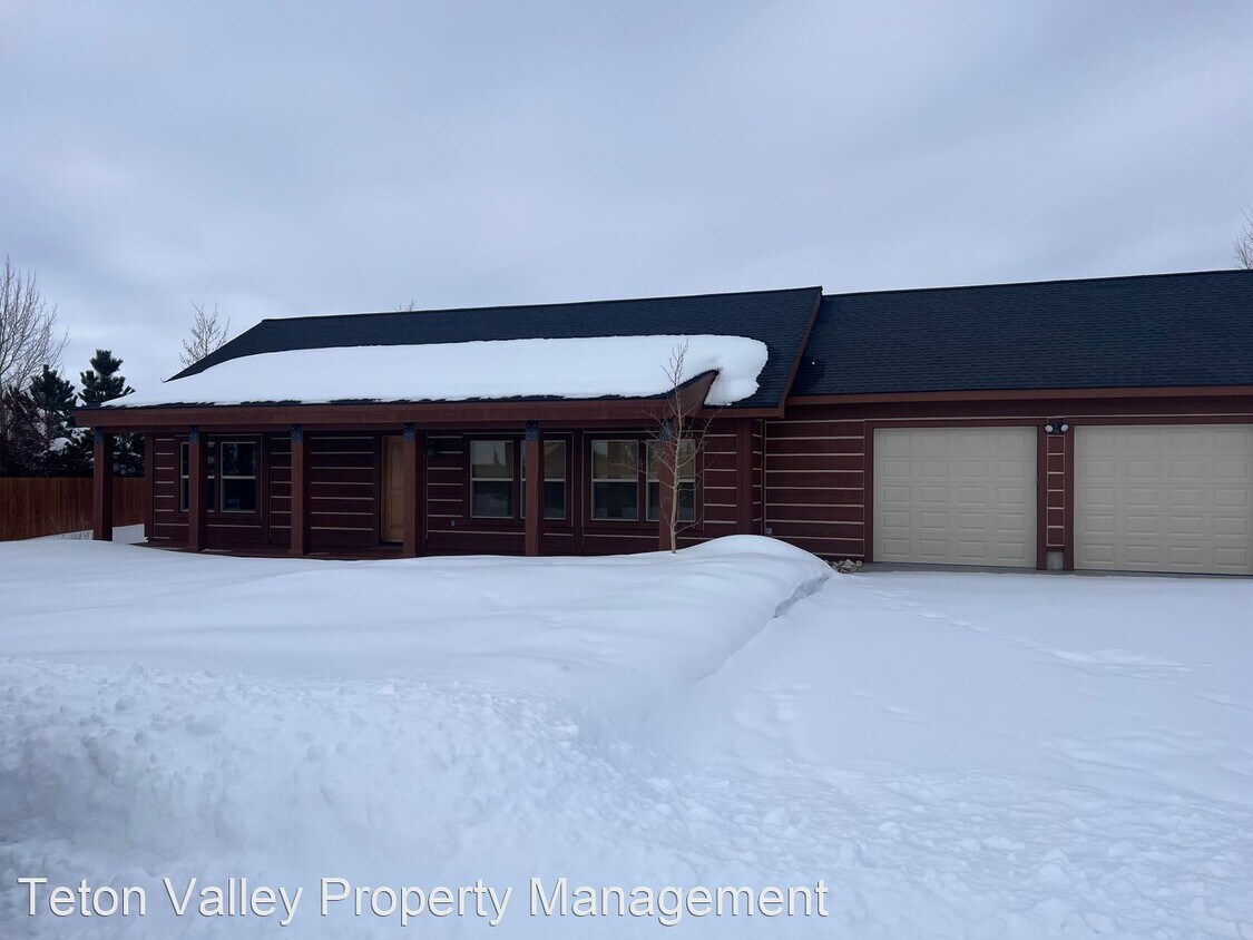 Primary Photo - 3 br, 2 bath House - 930 Tonya Road