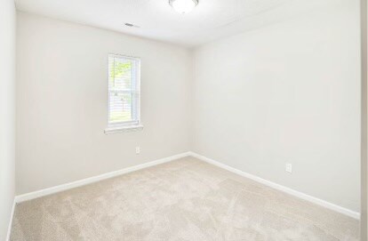 Foto del edificio - 5329 Hickory Hollow Ln