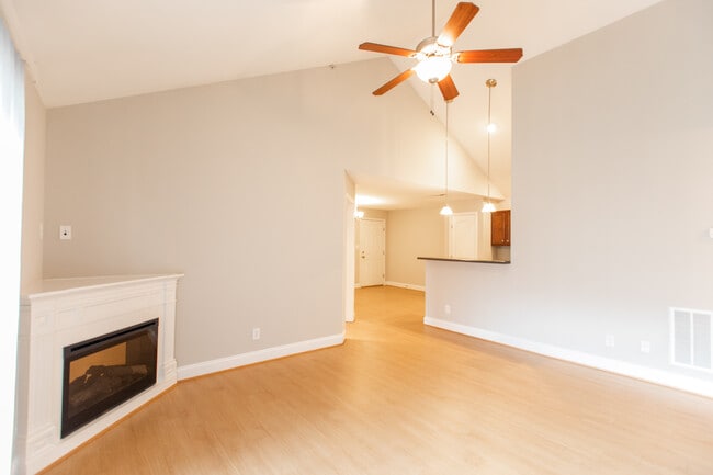 Photo - The Gables of Jefferson Commons Apartments