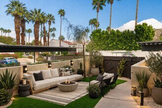 Building Photo - 1492 S Camino Real