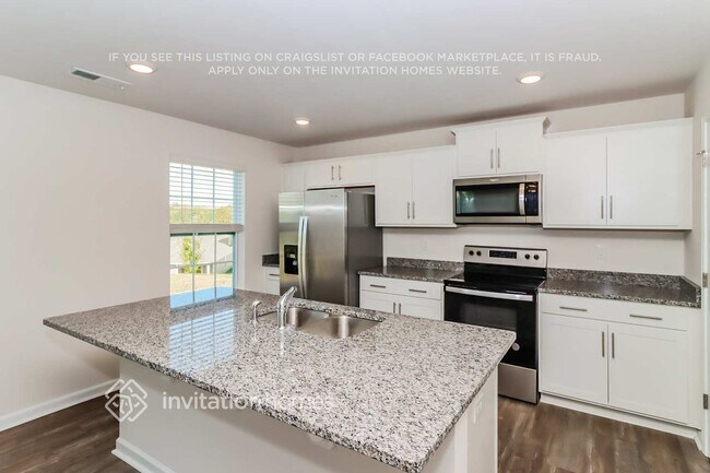 Building Photo - 162 Scarlet Dr