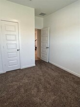 Building Photo - 4971 Edgewood Dr