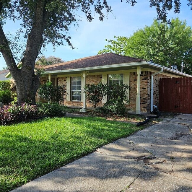 Building Photo - 11307 Sageheather Dr