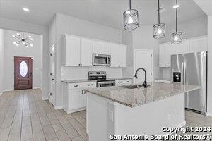 Foto del edificio - 8316 Utopia Blvd
