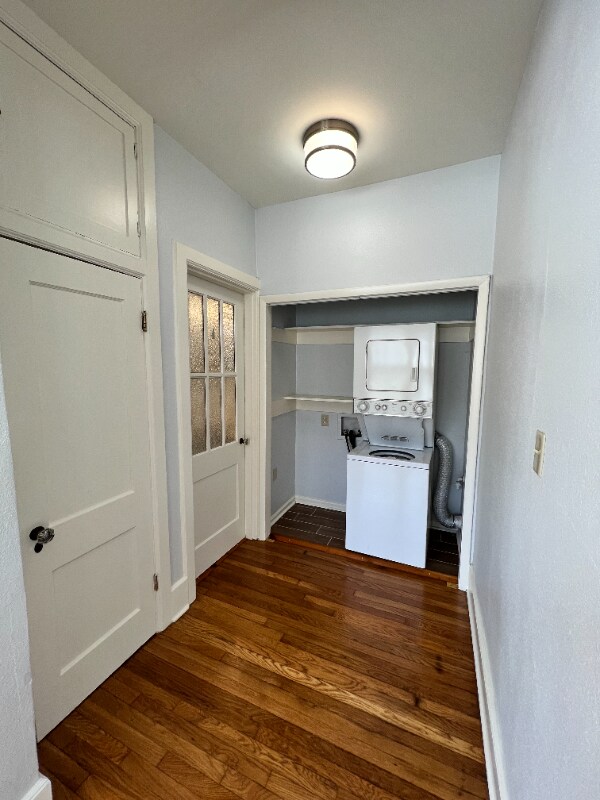 Foto del edificio - 418 E 6th St